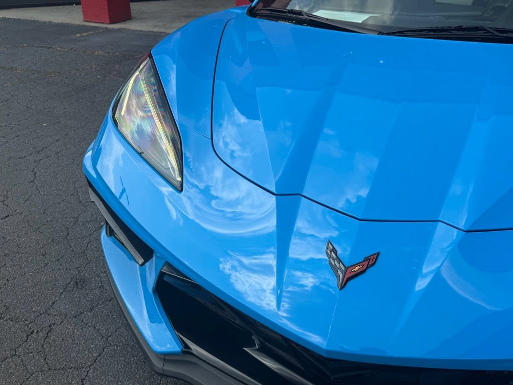 Used 2022 Chevrolet Corvette Stingray Coupe w/ Z51 Performance Package RWD image 7