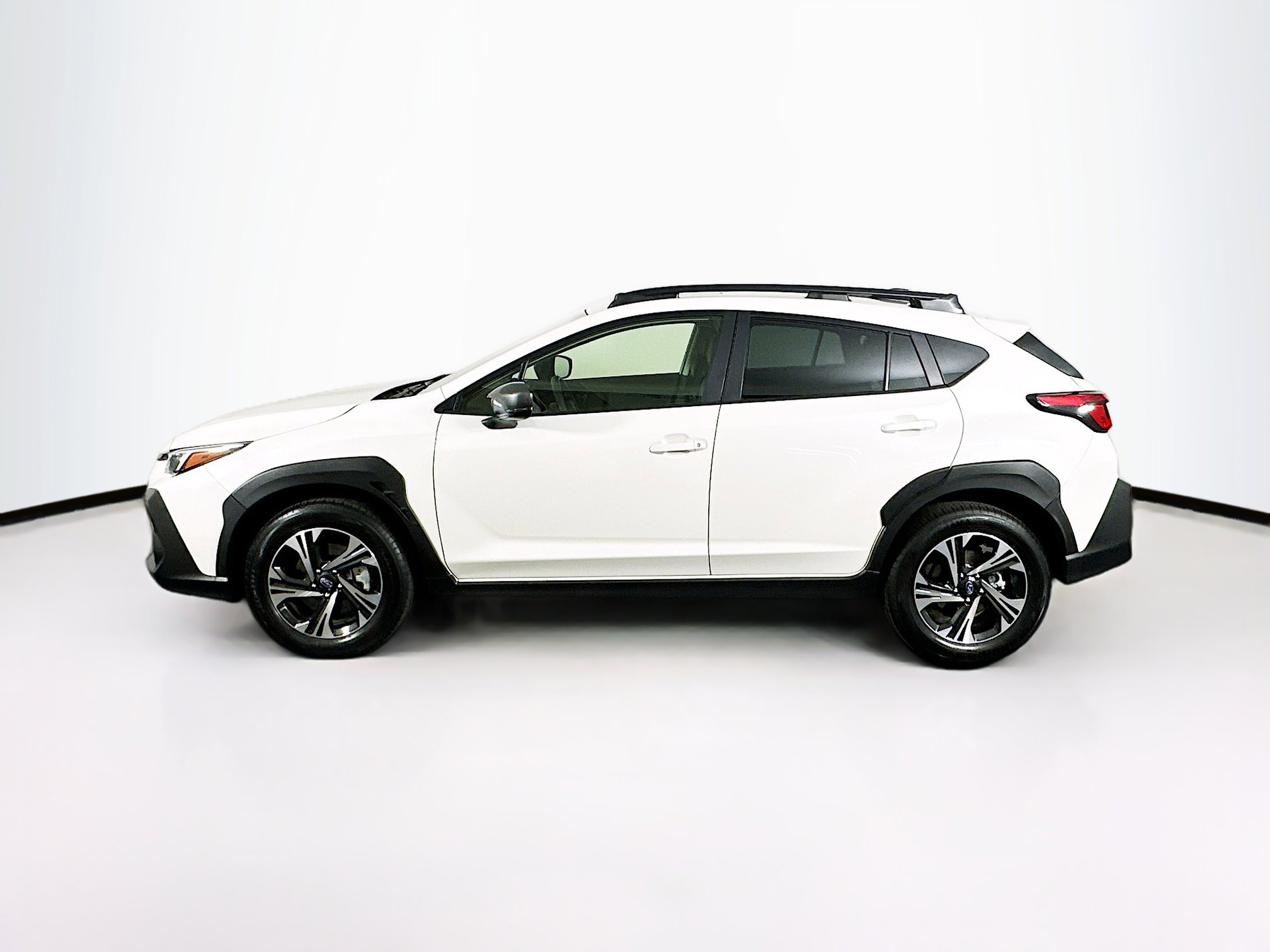 Used 2024 Subaru Crosstrek 2.0i Premium image 4