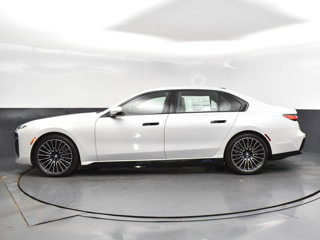 New 2025 BMW i7 eDrive50 w/ Executive Package image 4
