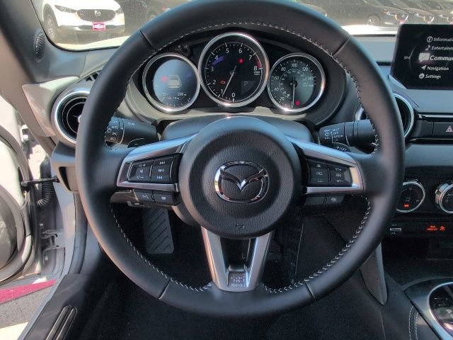 Used 2025 MAZDA MX-5 Miata RF Grand Touring image 17