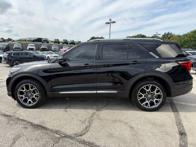 Used 2025 Ford Explorer Platinum w/ Ultimate Package AWD/4WD image 4