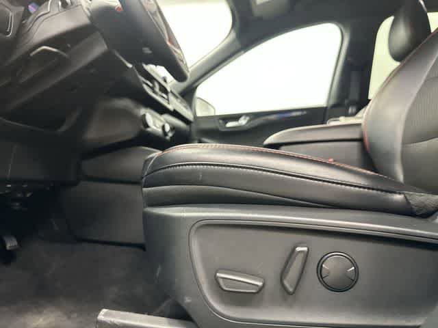 Used 2025 Ford Escape ST-Line Select AWD/4WD image 26
