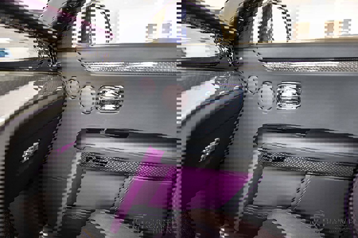 Used 2024 Rolls-Royce Ghost Black Badge image 41