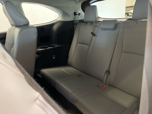 Used 2023 Toyota Highlander XLE image 14