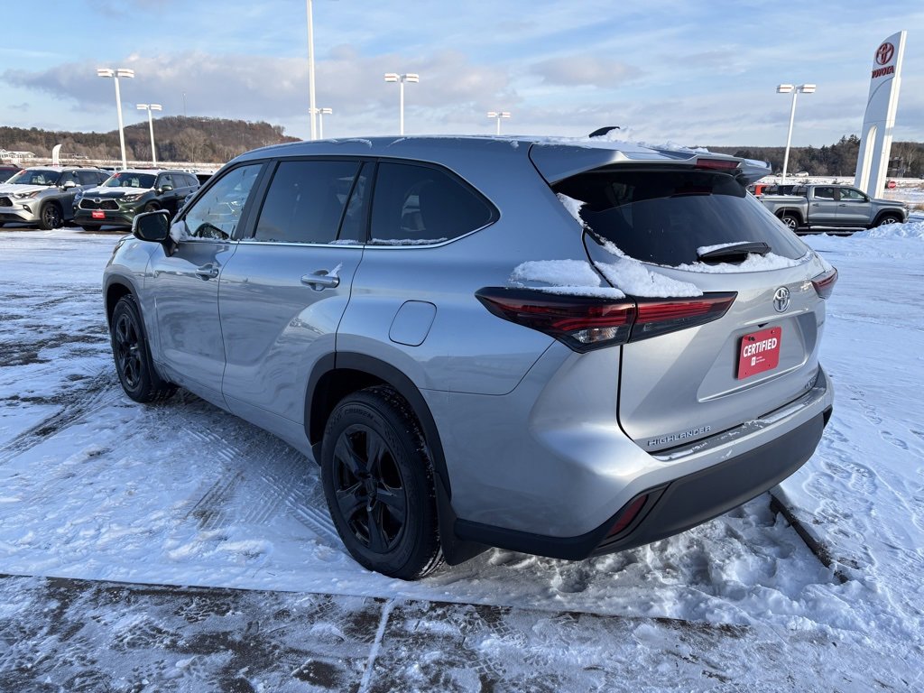 Certified 2024 Toyota Highlander LE image 6