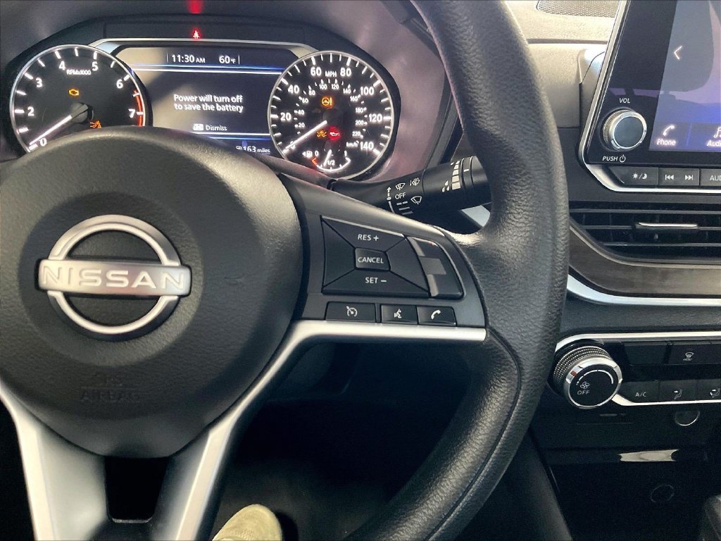 Certified 2024 Nissan Altima 2.5 SV FWD image 23