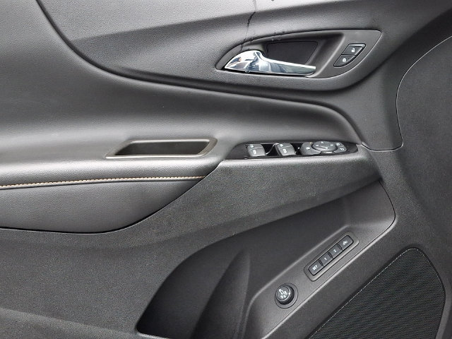 Used 2023 Chevrolet Equinox Premier AWD/4WD image 14