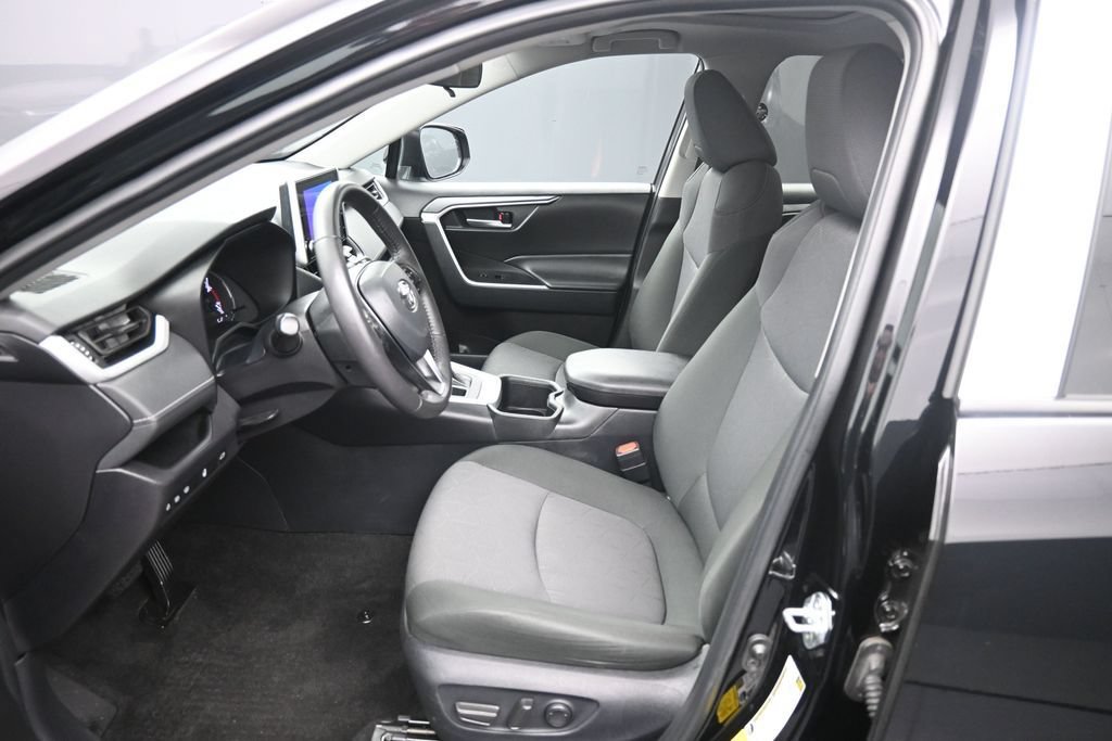 Certified 2024 Toyota RAV4 XLE w/ Convenience Package AWD/4WD image 19