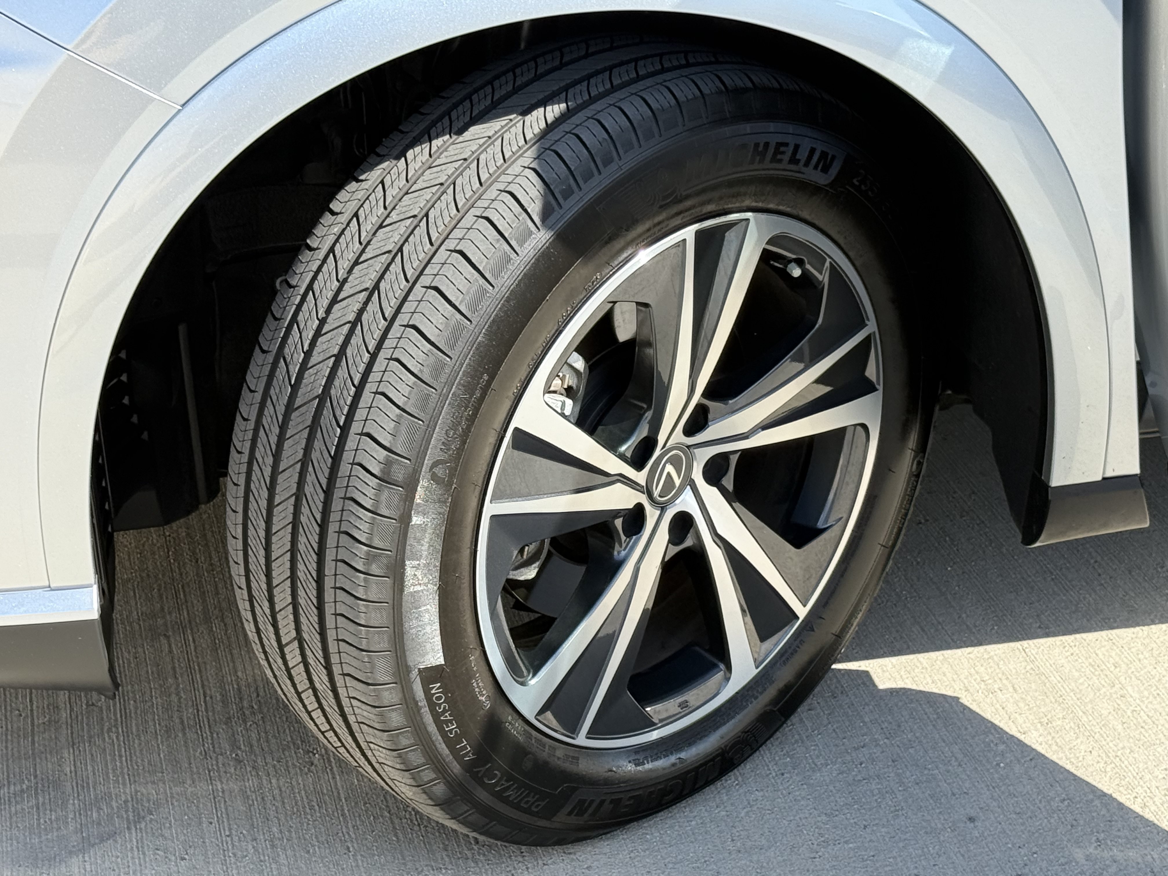 Certified 2025 Lexus RX 350 FWD w/ Technology Package image 16