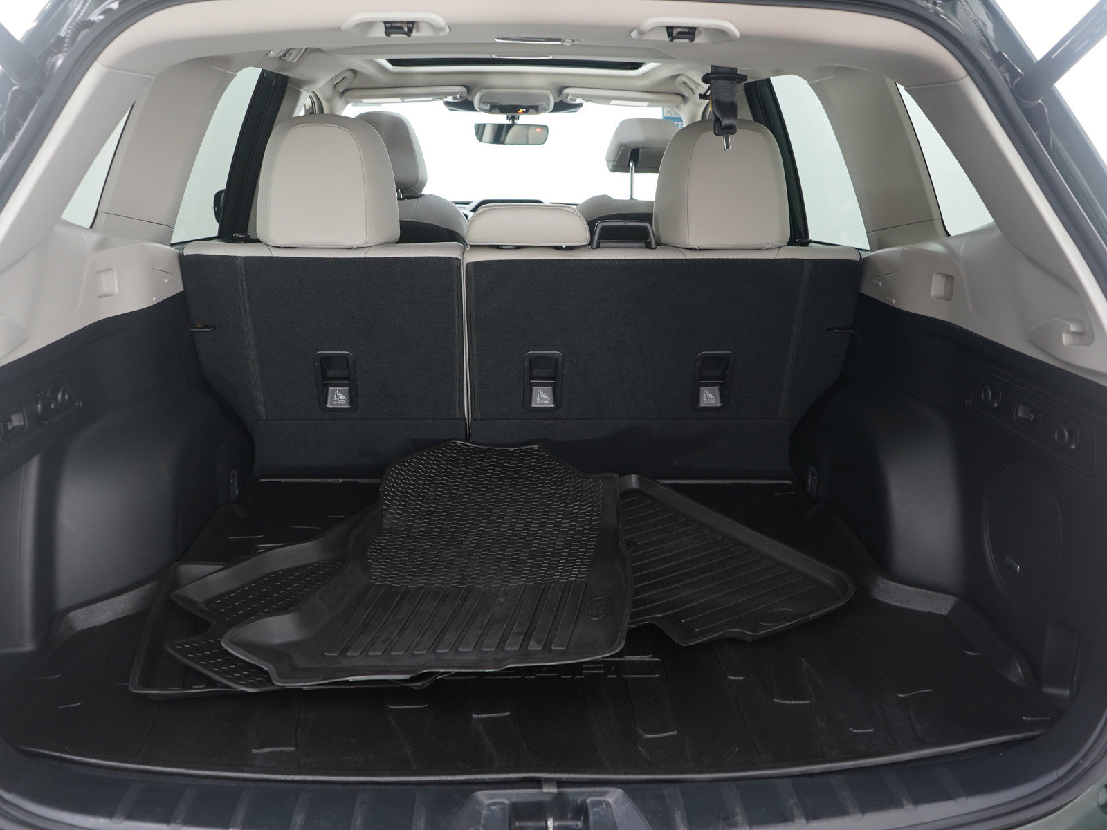 Used 2024 Subaru Forester Limited AWD/4WD image 9