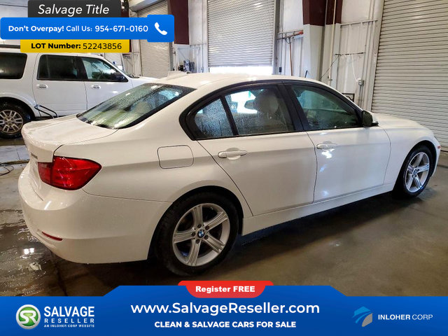 Used 2014 BMW 320i xDrive Sedan AWD/4WD image 4
