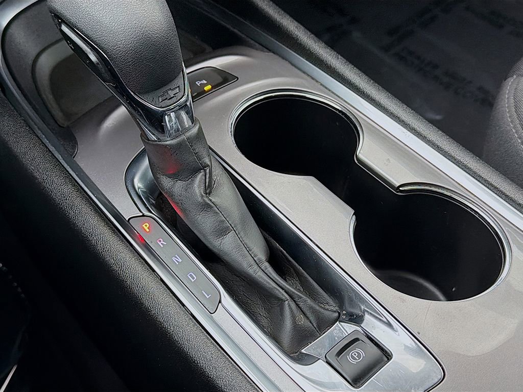 Used 2024 Chevrolet Malibu LT image 32