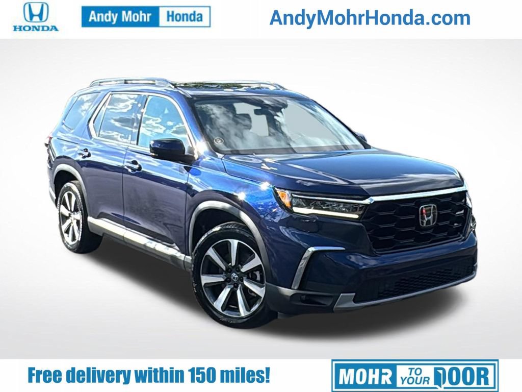 Certified 2025 Honda Pilot Touring image 1