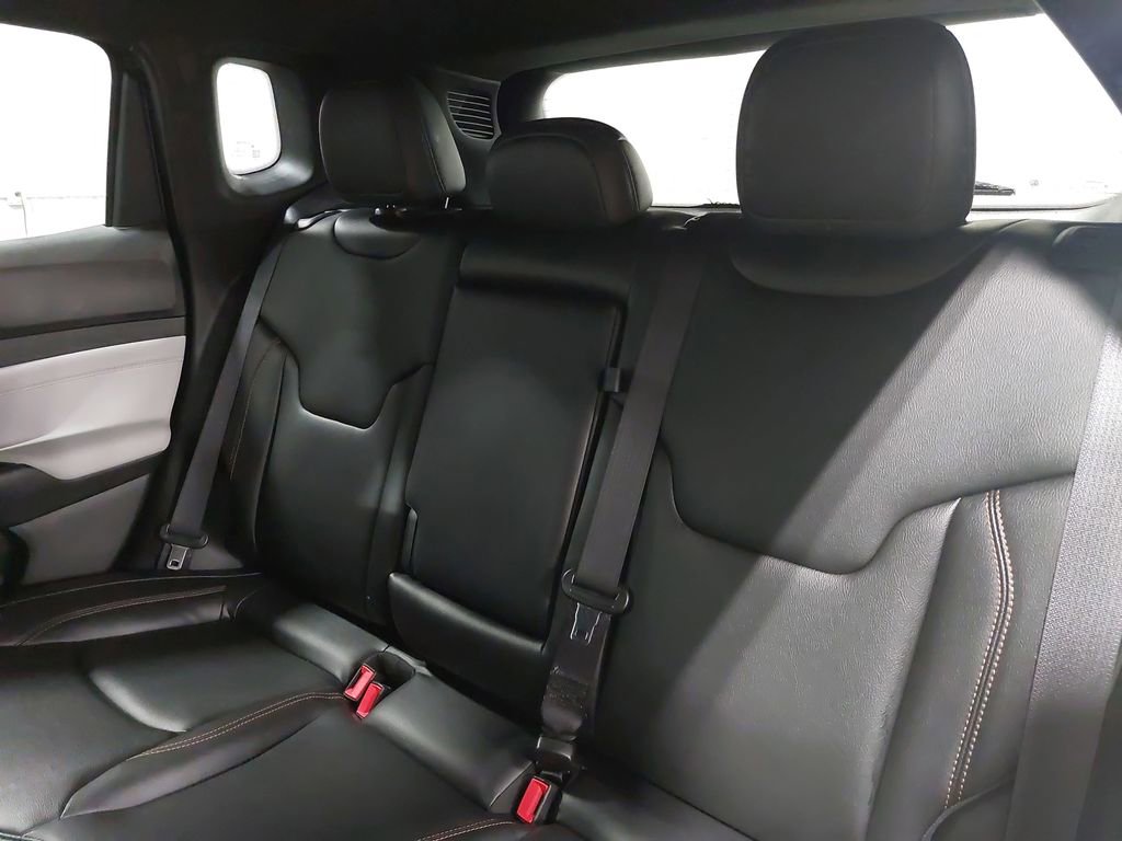 Used 2024 Jeep Compass Limited image 13