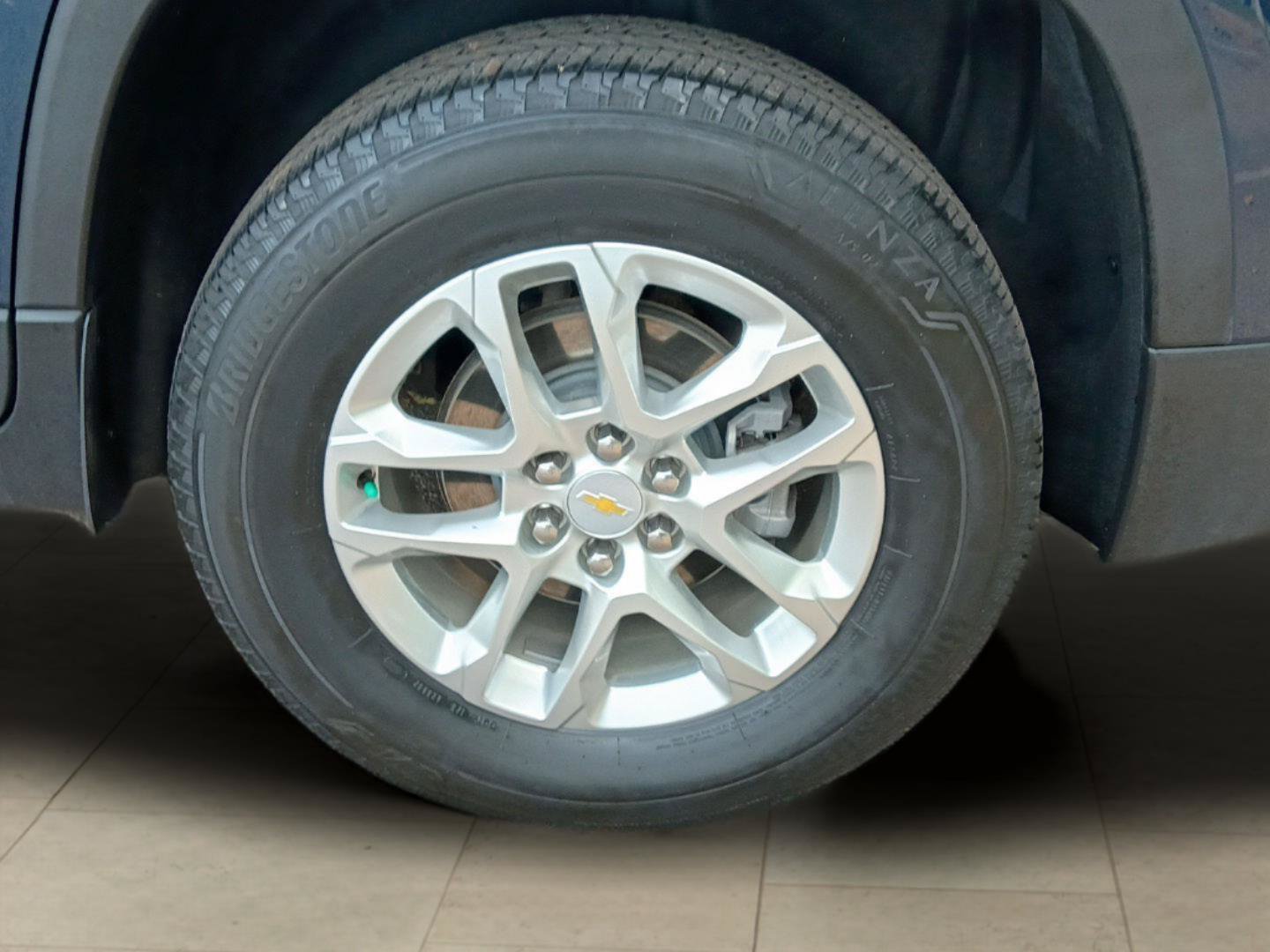 Used 2023 Chevrolet Traverse LS w/ Safety Package FWD image 12