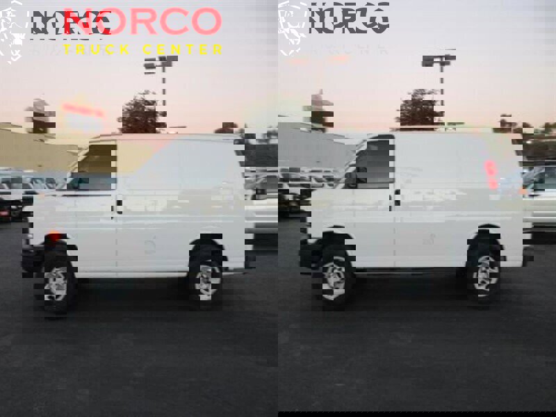 Used 2016 Chevrolet Express 2500 image 5