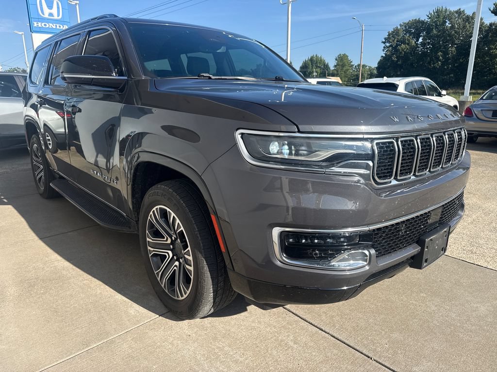 Used 2023 Jeep Wagoneer 4WD w/ Premium Group I image 6