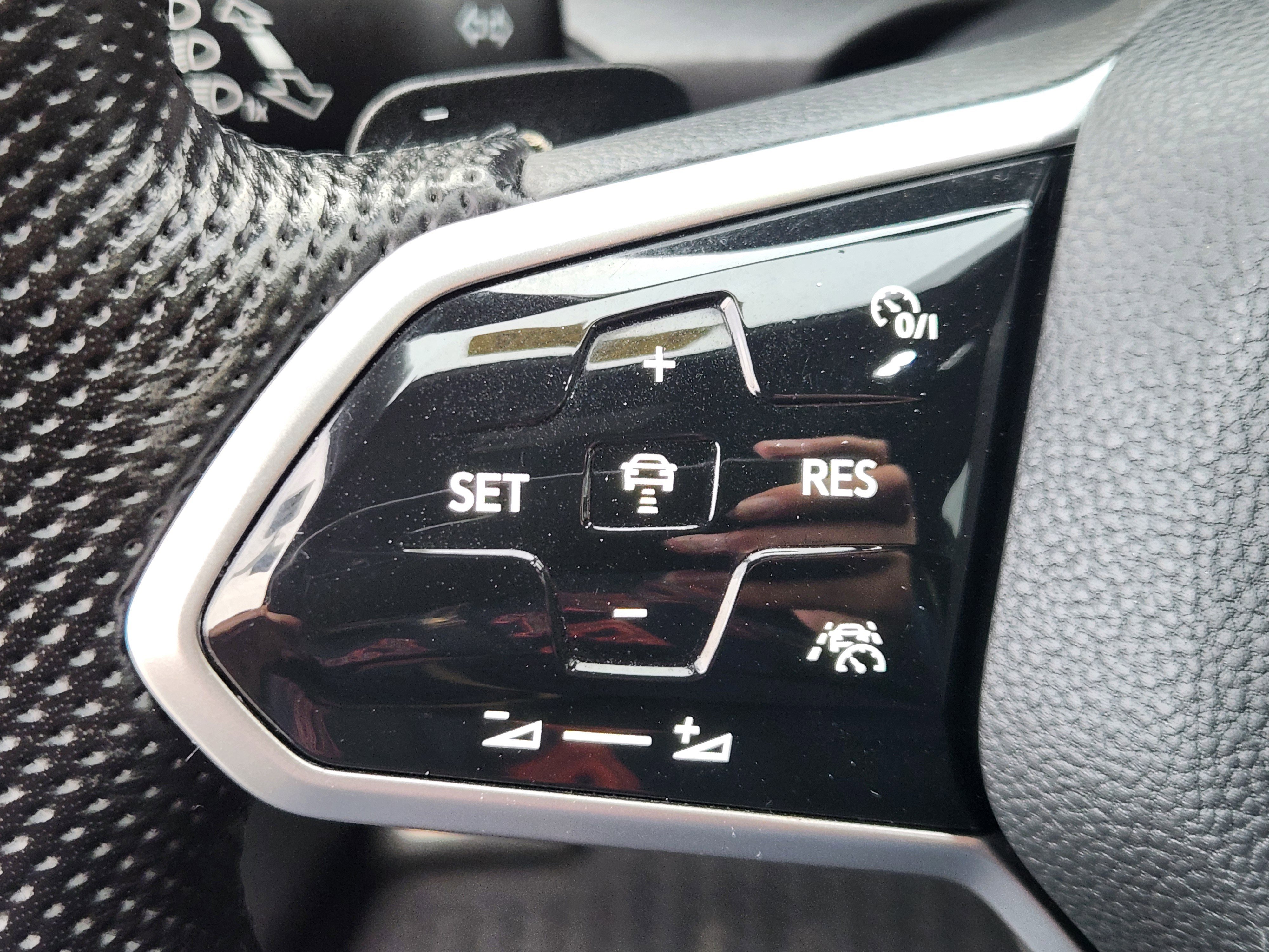 Used 2022 Volkswagen GTI S image 21