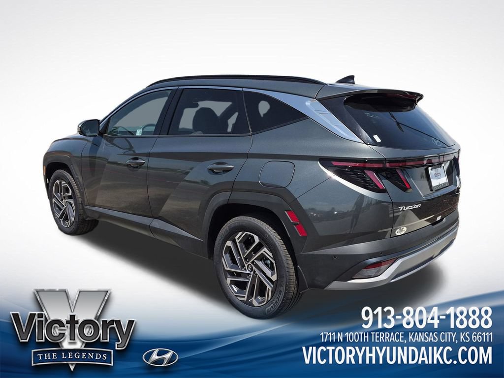 Used 2025 Hyundai Tucson Limited AWD/4WD image 3