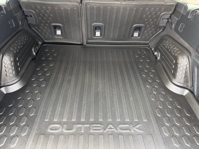 Used 2024 Subaru Outback Premium image 16