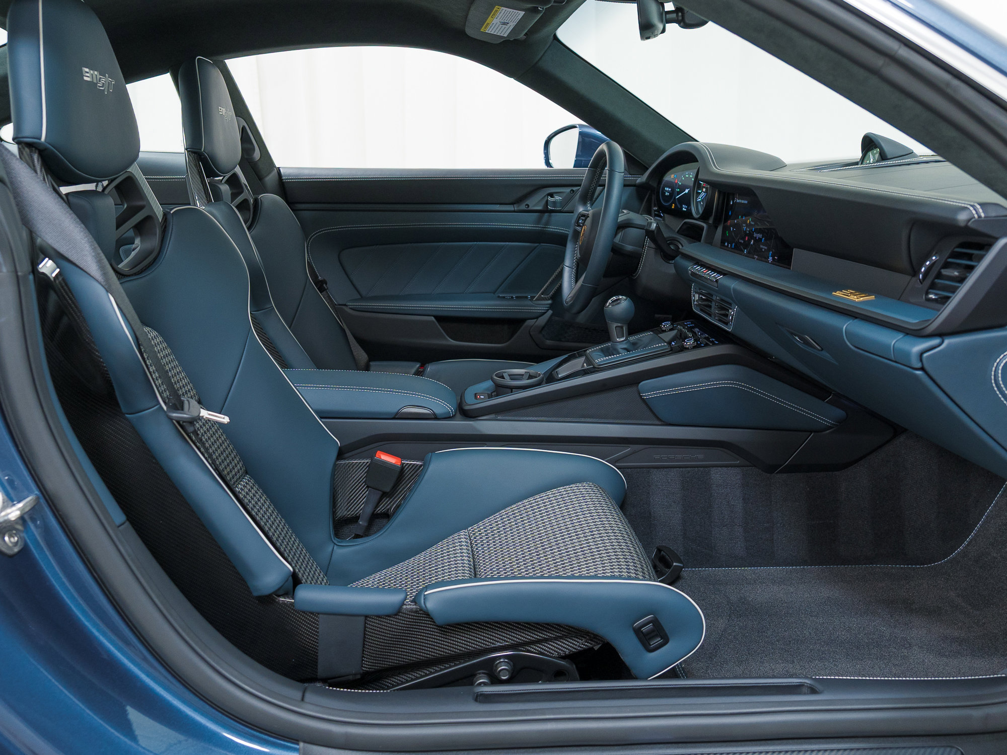Used 2024 Porsche 911 GT3 RS RWD image 37
