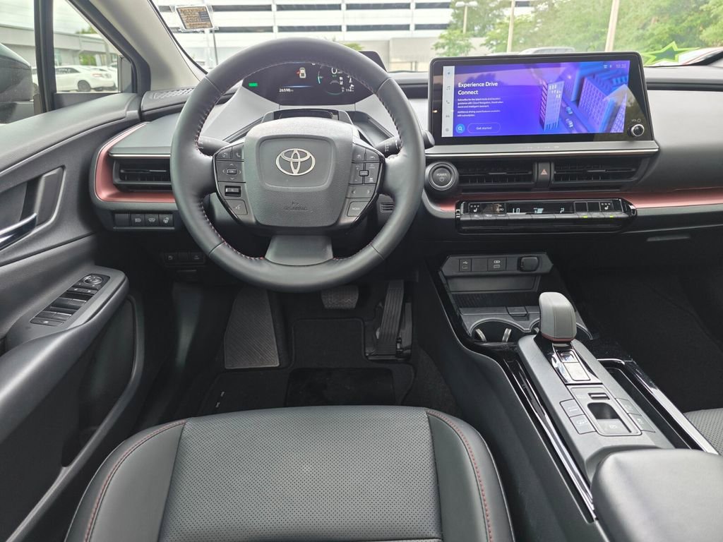 Used 2024 Toyota Prius Prime FWD image 7