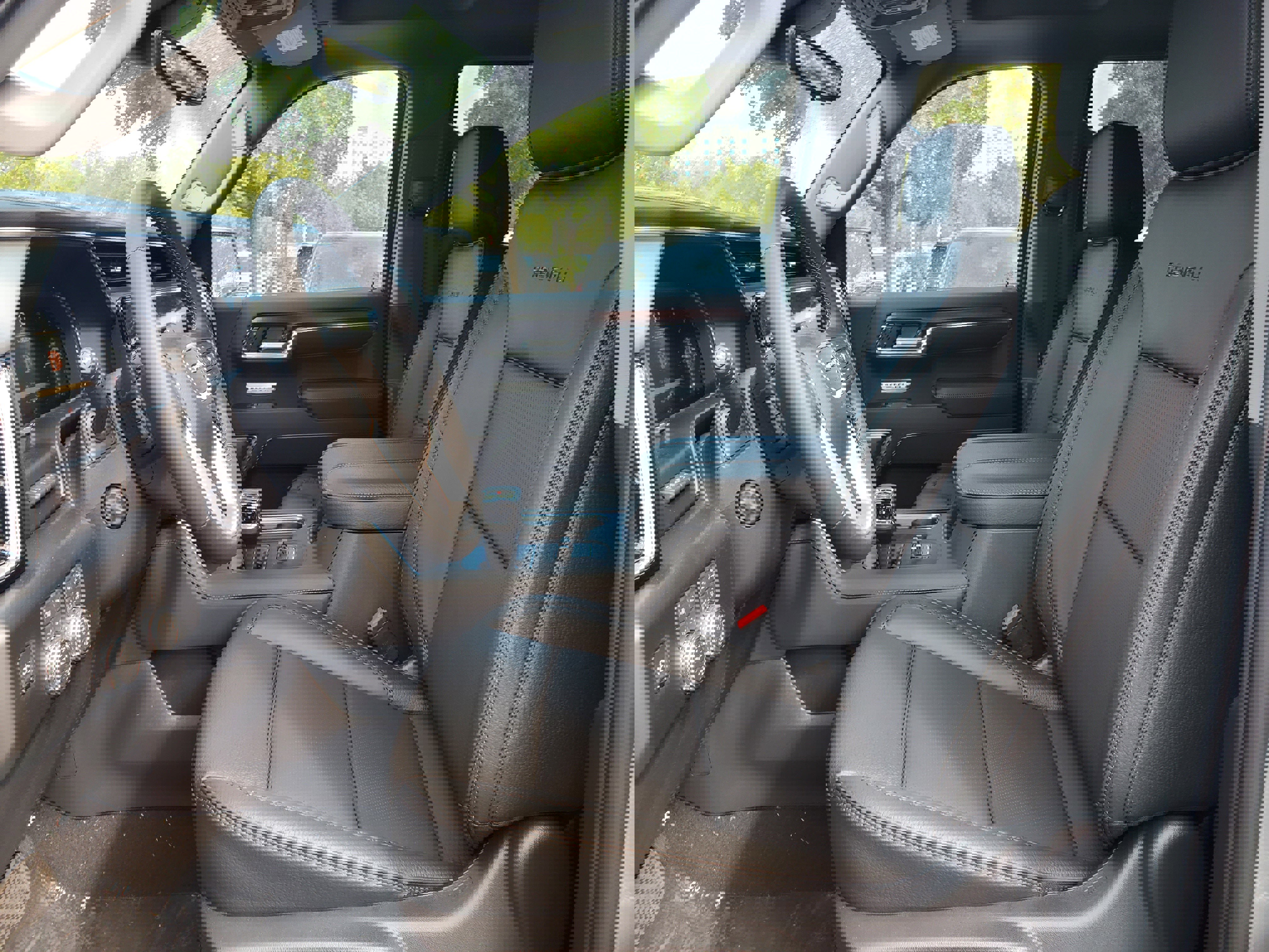 New 2026 GMC Sierra 1500 Denali w/ Denali Reserve Package image 10