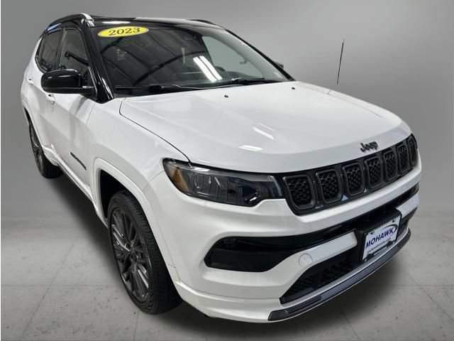 Used 2023 Jeep Compass High Altitude AWD/4WD image 8