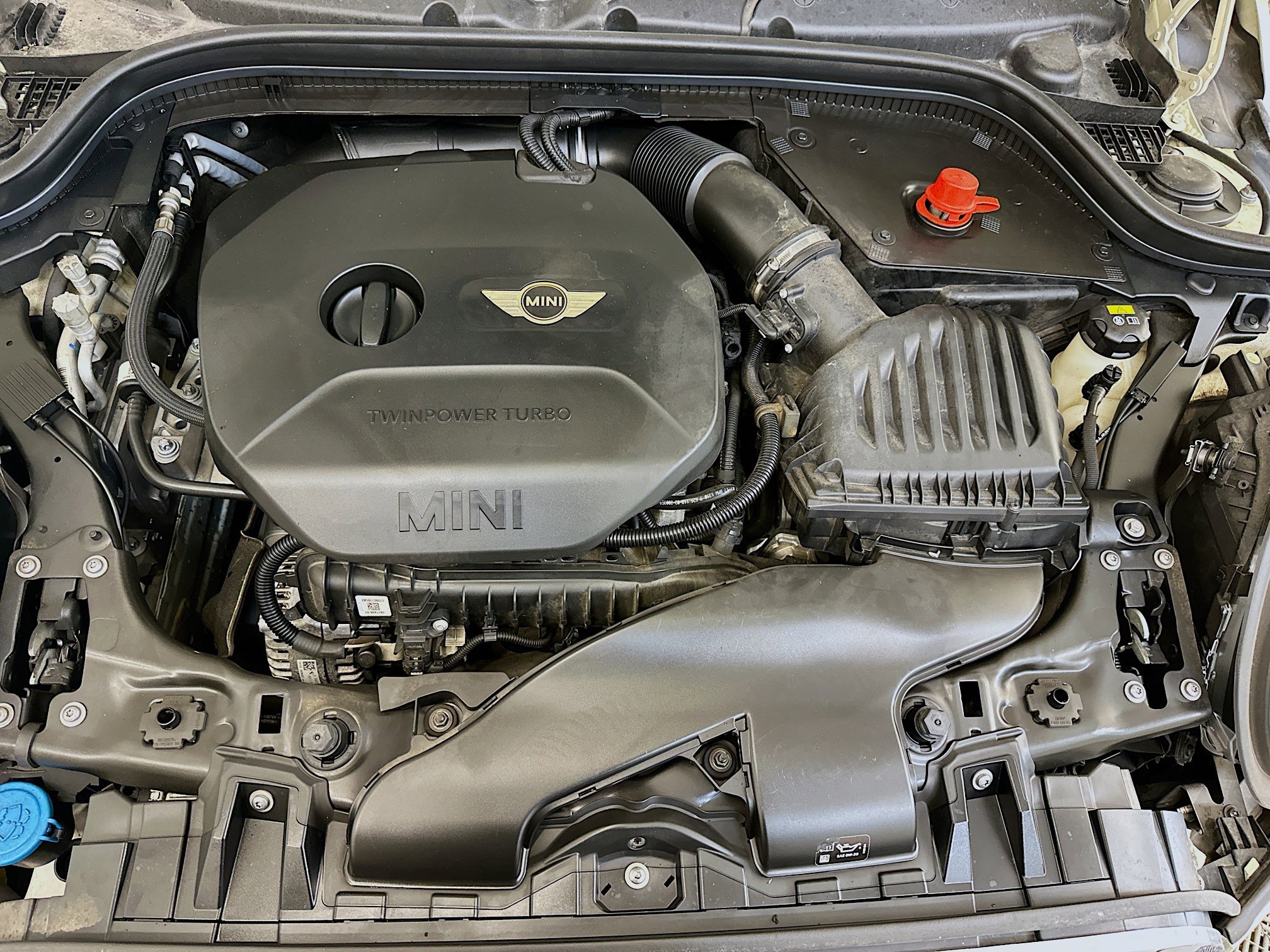 Used 2018 MINI Cooper 4-Door Hardtop image 33