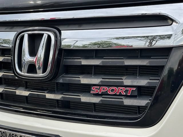 Used 2019 Honda Ridgeline Sport image 11