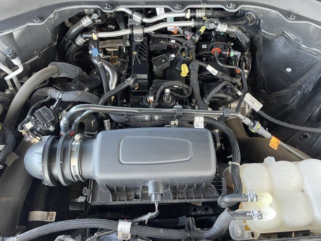 Used 2024 Ford Explorer XLT image 28