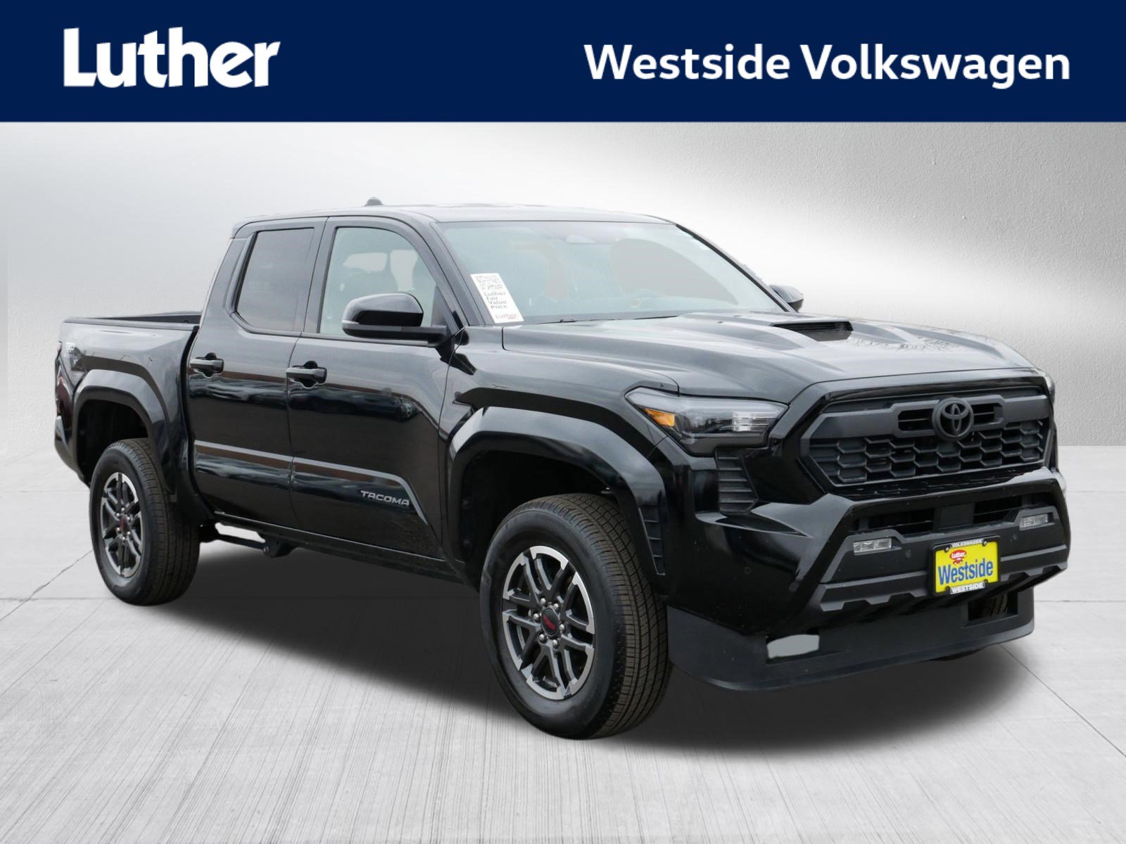 Used 2025 Toyota Tacoma TRD Sport w/ TRD Sport Upgrade Package