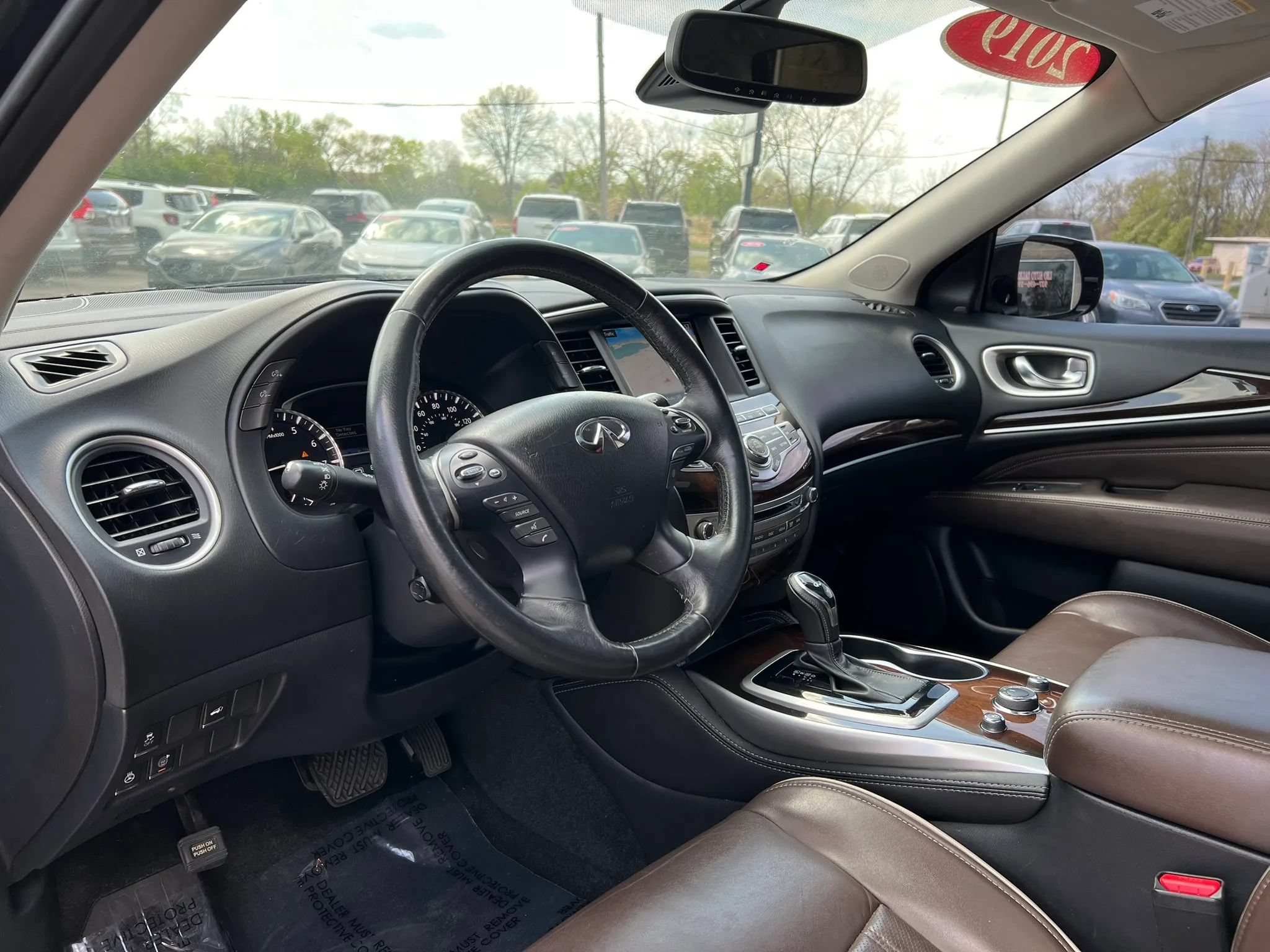 Used 2019 INFINITI QX60 Luxe w/ Sensory Package AWD/4WD image 14