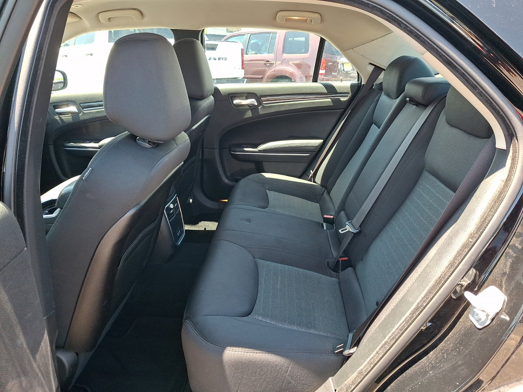 Used 2019 Chrysler 300 Touring w/ Sport Appearance Package RWD image 20
