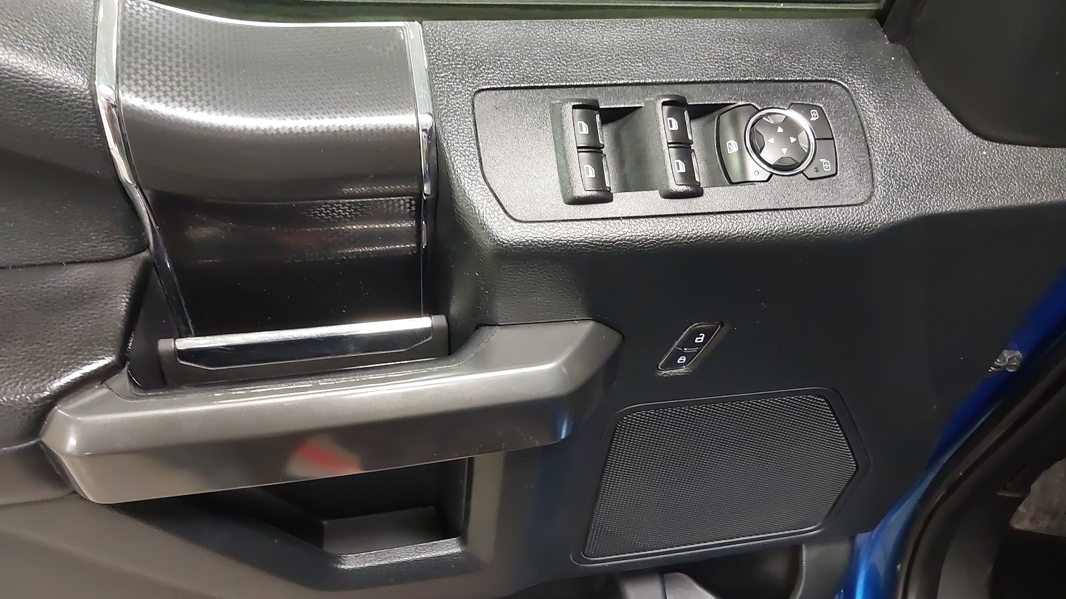 Used 2016 Ford F150 XLT w/ Equipment Group 302A Luxury AWD/4WD image 25