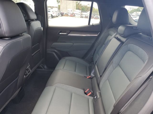 New 2026 GMC Terrain AT4 w/ Technology Package II AWD/4WD image 11