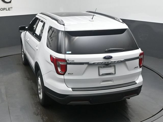 Used 2019 Ford Explorer XLT w/ Equipment Group 202A AWD/4WD image 58