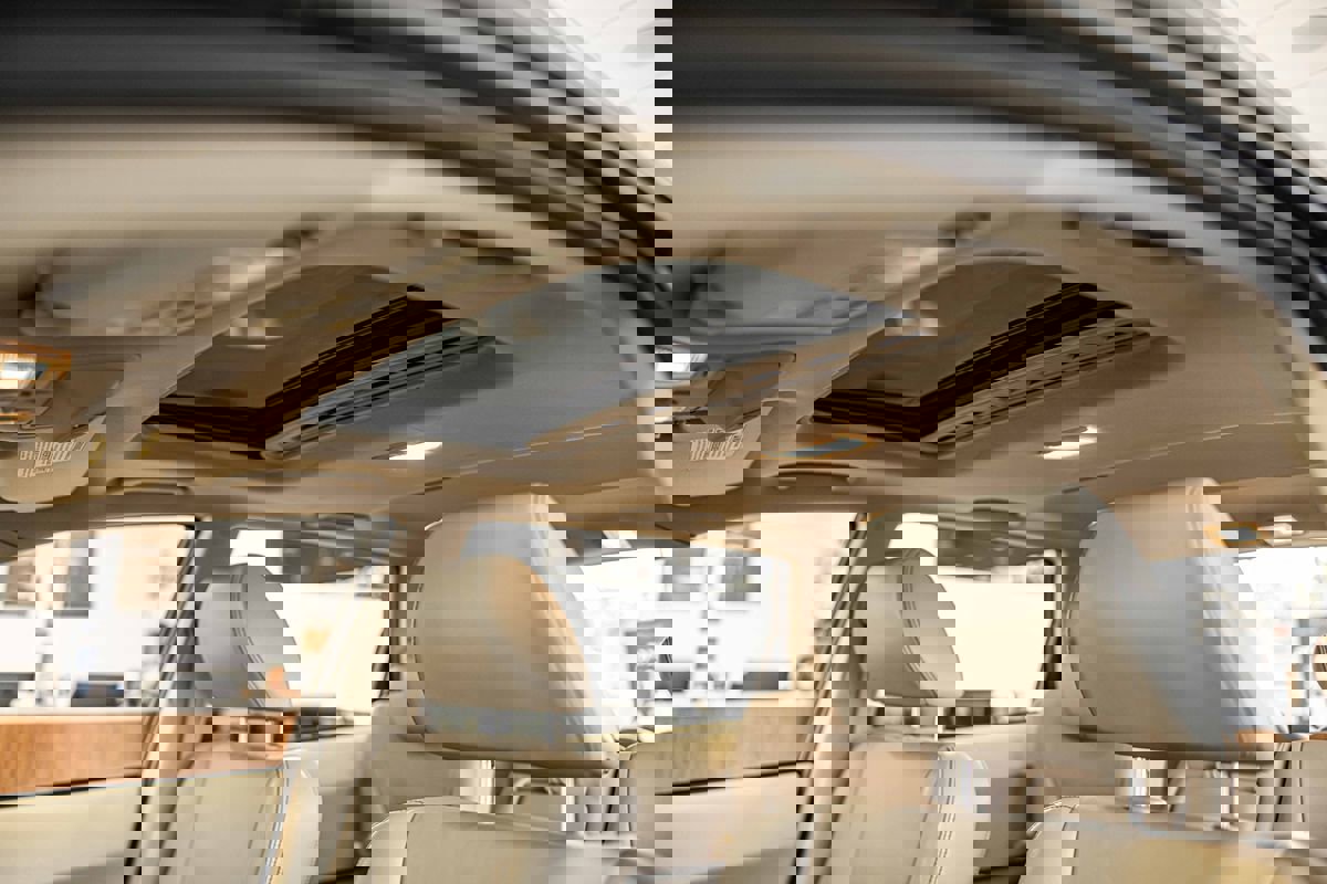 Used 2010 Subaru Tribeca Limited image 21