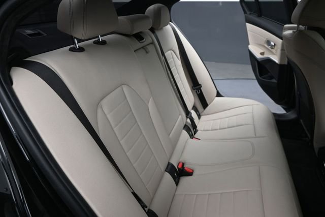 Used 2019 BMW 330i Sedan w/ Premium Package RWD image 21