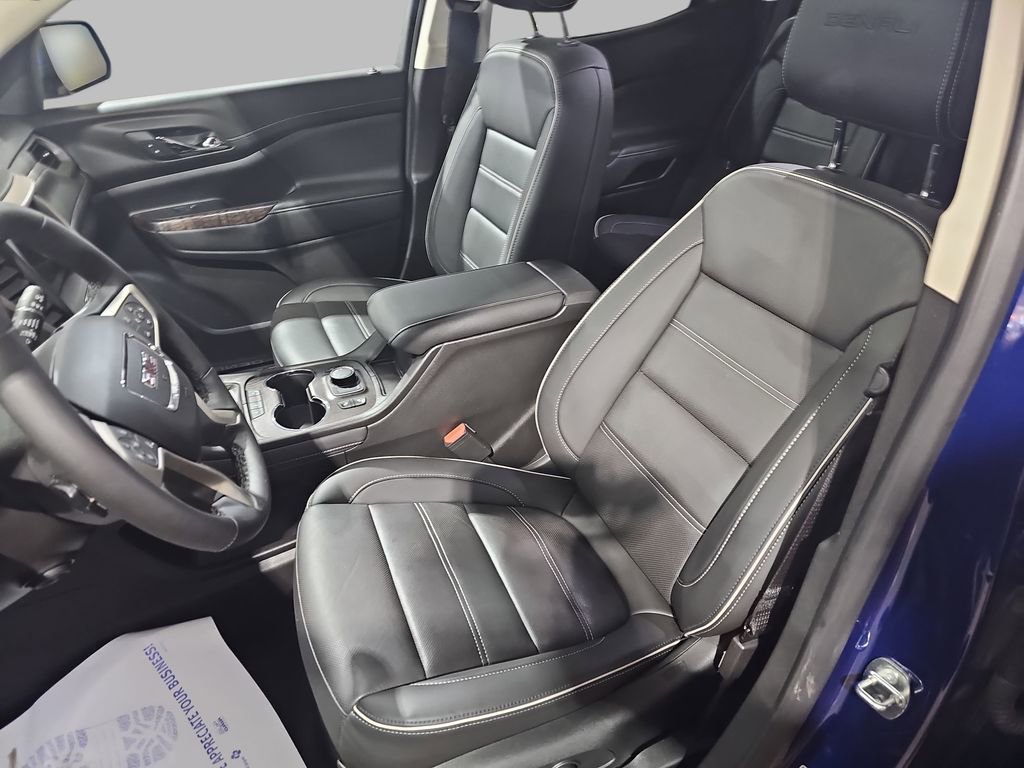 Certified 2023 GMC Acadia Denali w/ Denali Ultimate Package AWD/4WD image 21