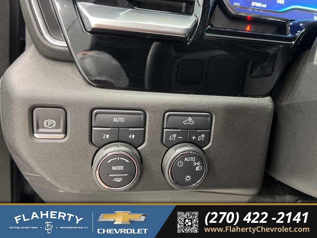 Used 2023 Chevrolet Silverado 1500 LT AWD/4WD image 22