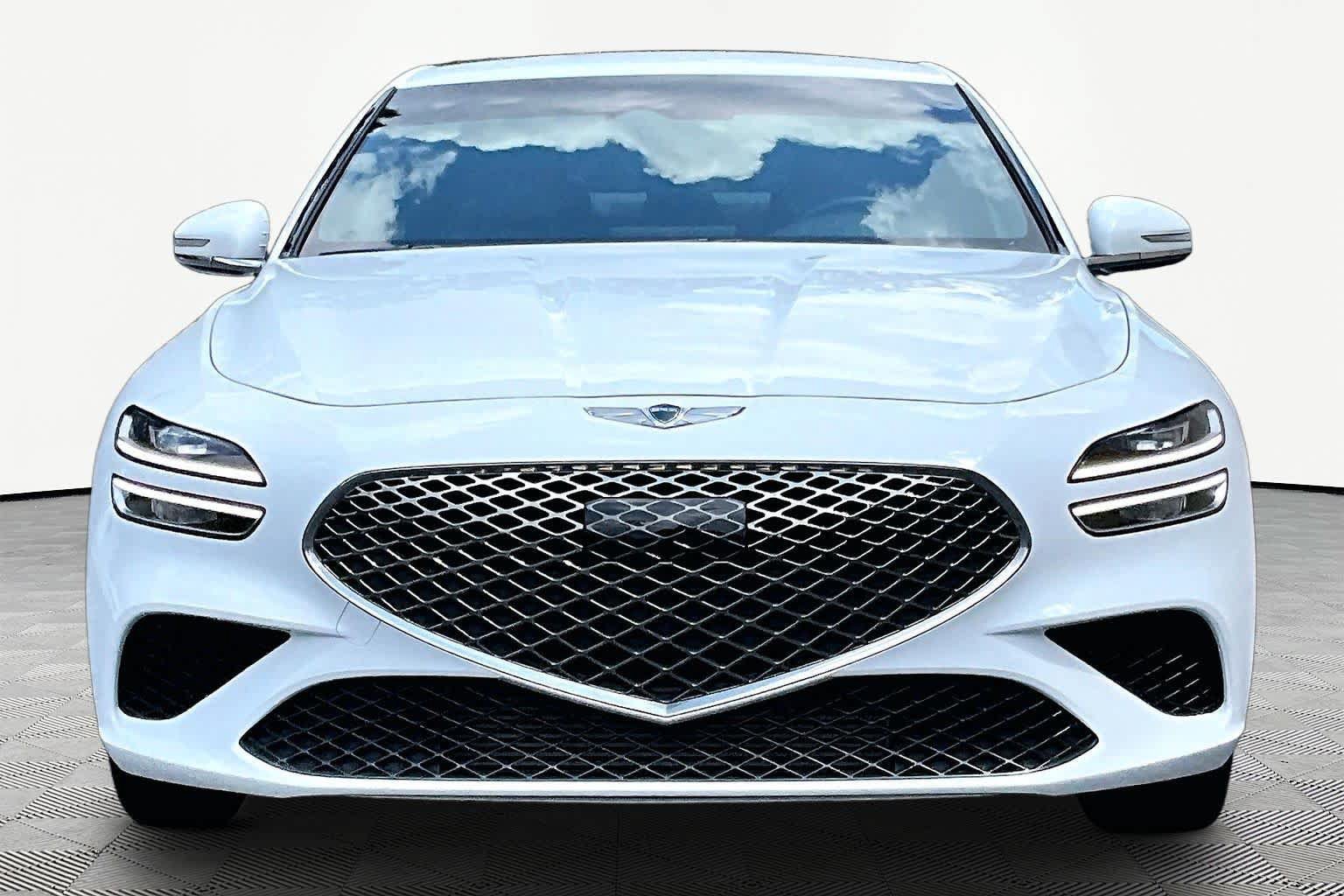 Used 2023 Genesis G70 2.0T RWD image 4