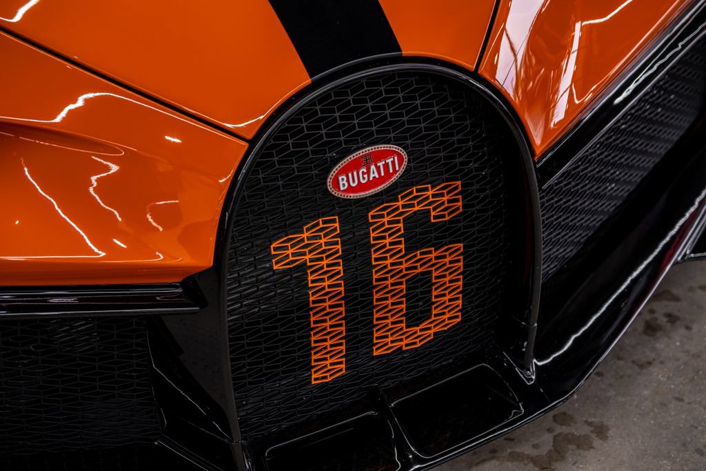 Used 2023 Bugatti Chiron Pur Sport AWD/4WD image 87