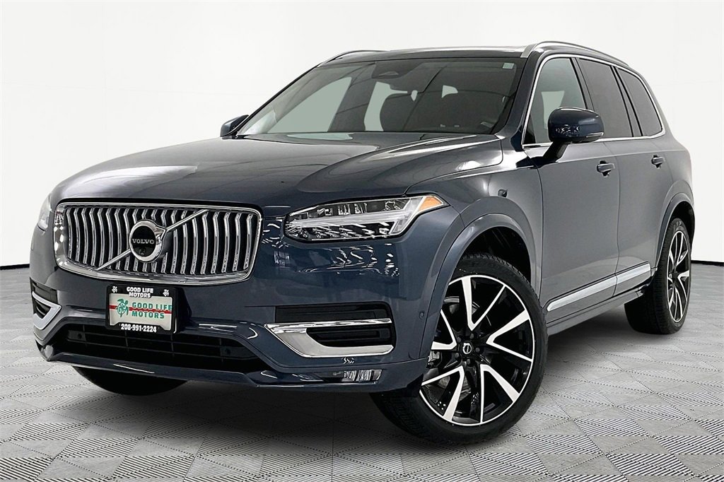 Used 2024 Volvo XC90 B6 Plus image 3