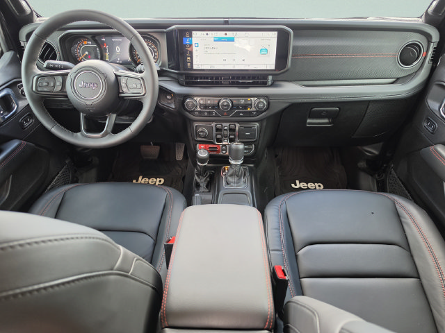 Used 2026 Jeep Wrangler Unlimited Rubicon AWD/4WD image 19
