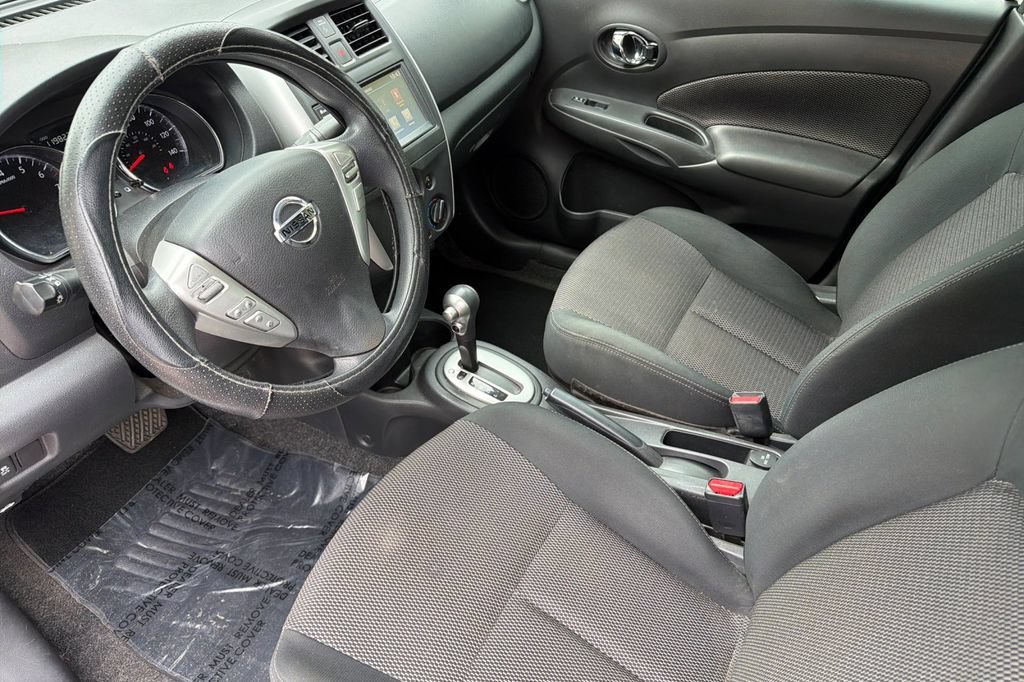 Used 2019 Nissan Versa SV FWD image 8