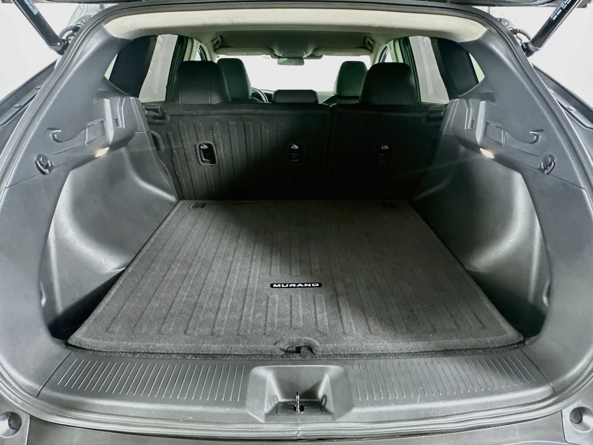 Used 2025 Nissan Murano SV FWD image 28