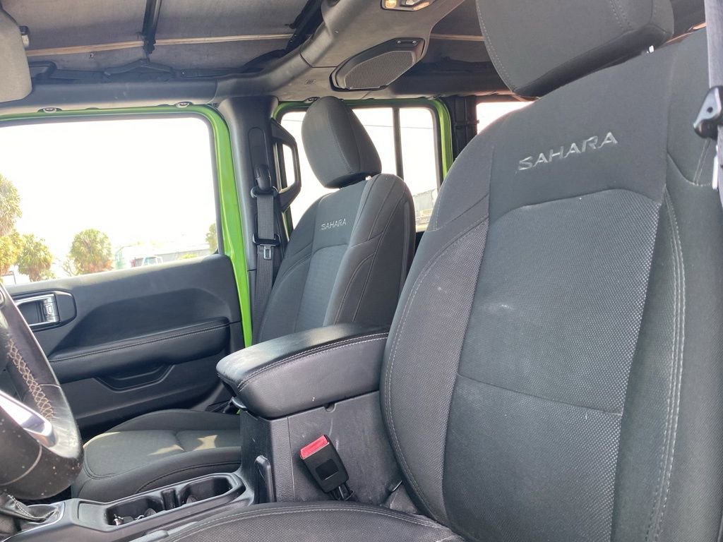 Used 2019 Jeep Wrangler Unlimited Sahara image 9