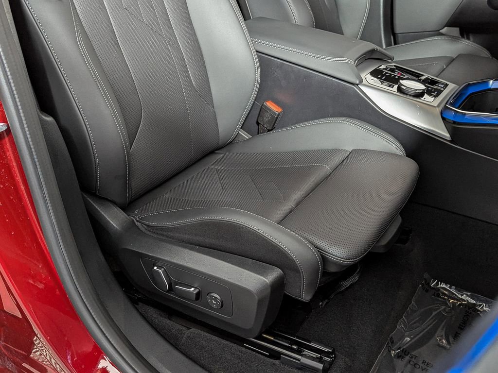 Used 2025 BMW X3 xDrive30i w/ Premium Package image 35