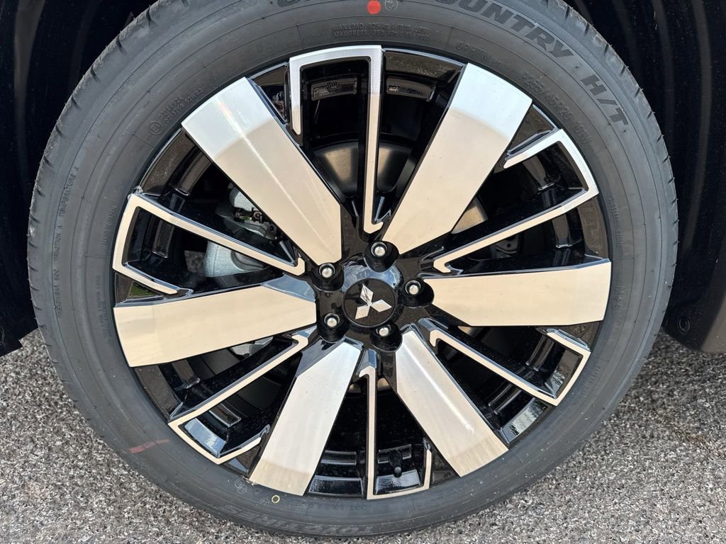 New 2026 Mitsubishi Outlander SEL FWD image 51
